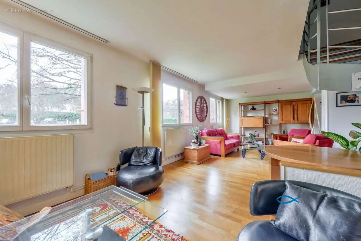 Appartement familial de 134m2 en duplex - 7P - 5CH - 2 parkings + 2 caves - photo 10