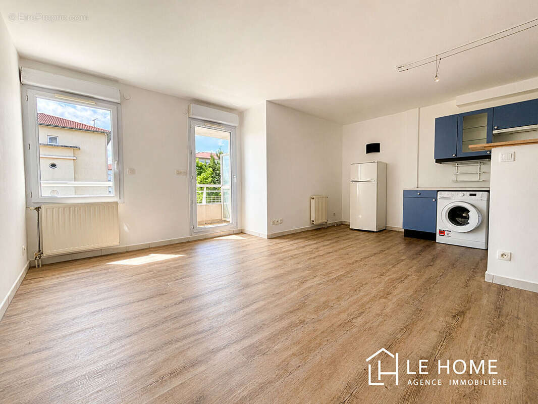 Appartement à TASSIN-LA-DEMI-LUNE