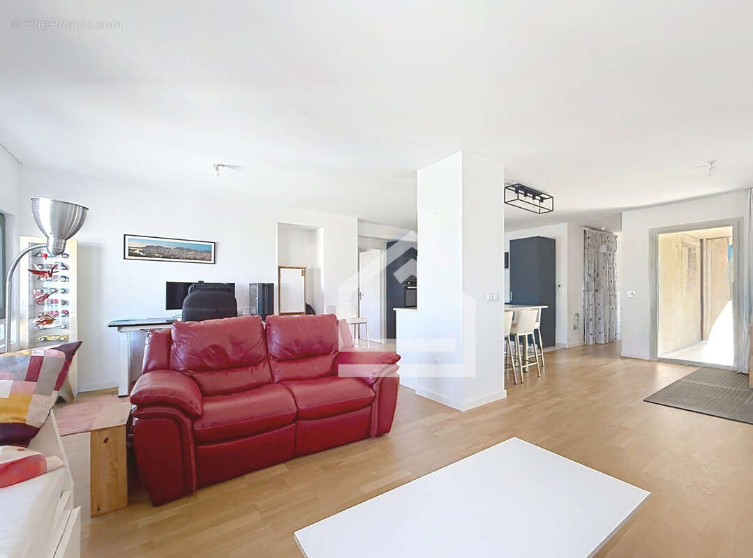 Appartement contemporain de 3 pièces à deux pas des quais de Bordeaux - photo 11