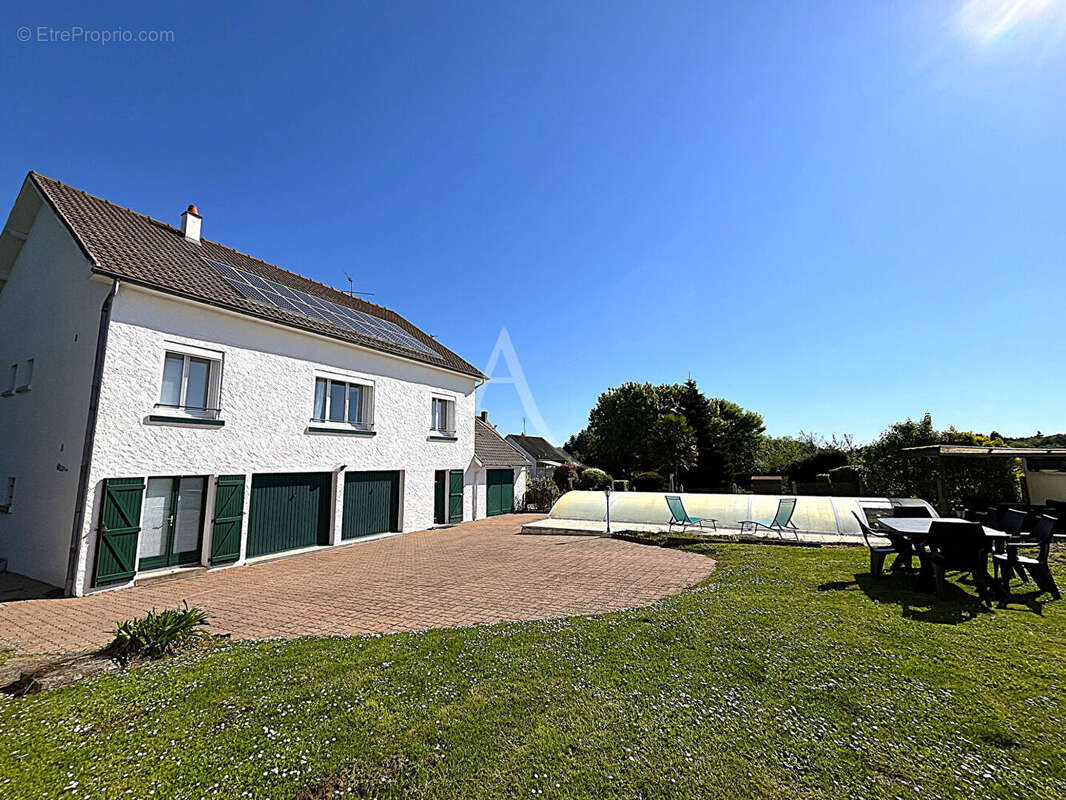 Maison à CELLETTES