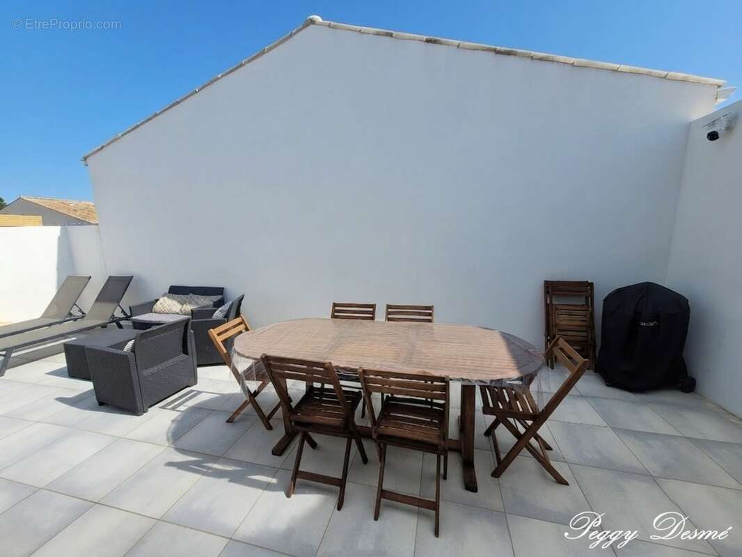 Maison à vendre 6 pièces VILLEDOUX (17) - Elégance et Confort aux portes de La Rochelle - 6 pièces - Piscine - photo 9