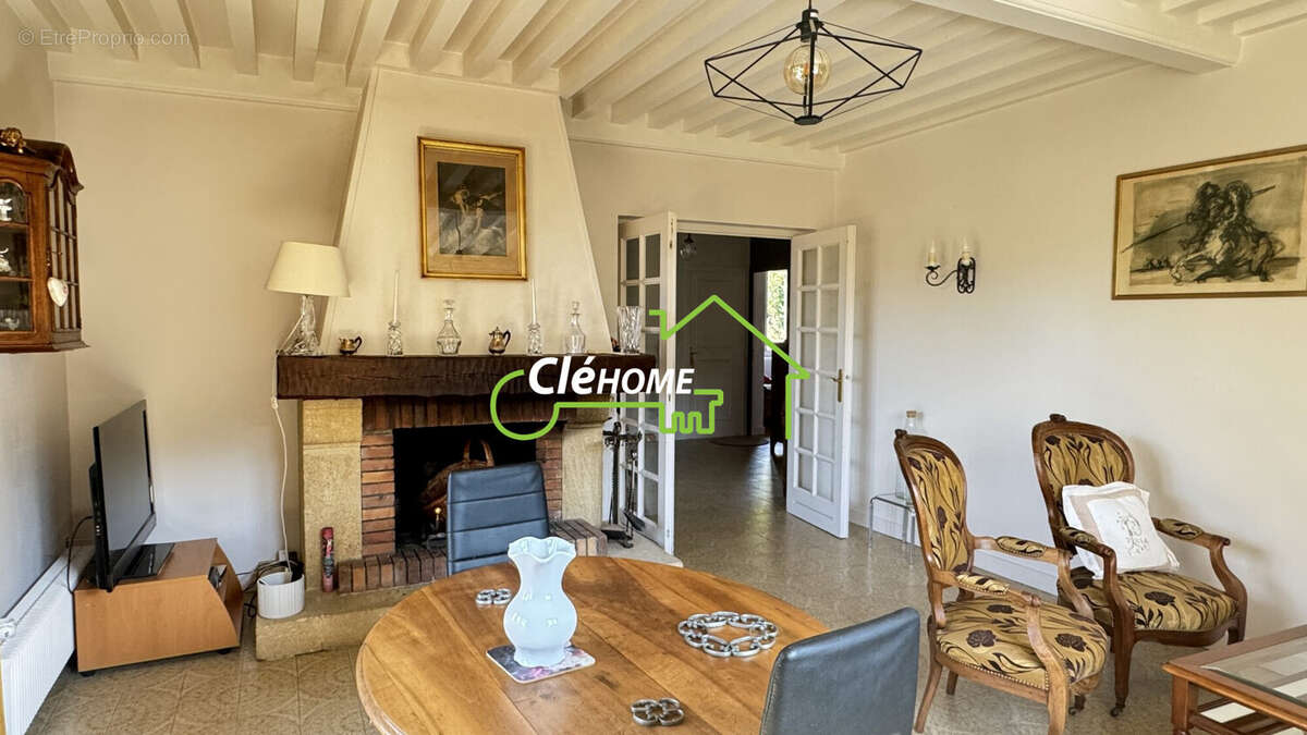 Maison à SOURCIEUX-LES-MINES