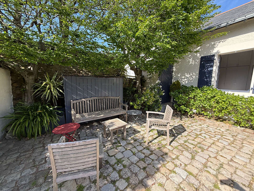 Maison à LE POULIGUEN