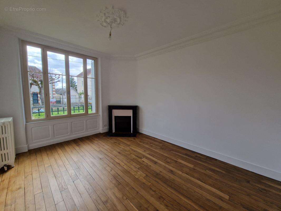 Maison à SELLES-SUR-CHER