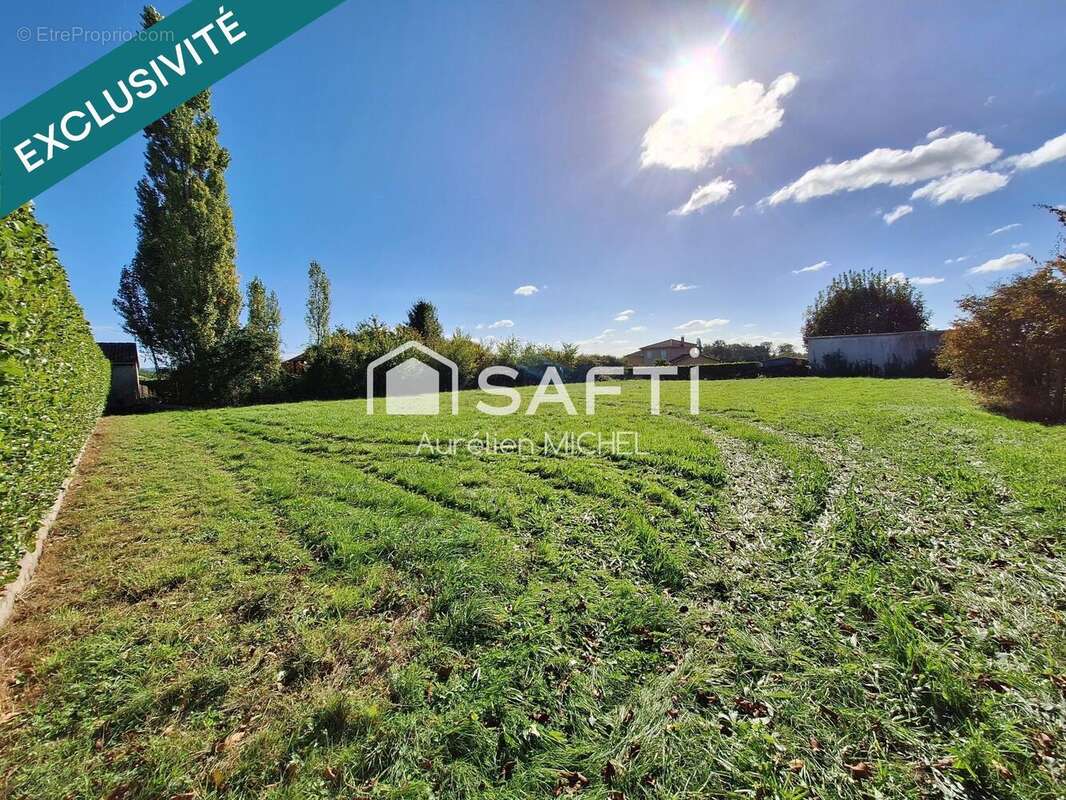 Terrain 1515 m² à Chazey-Sur-Ain  - photo 2
