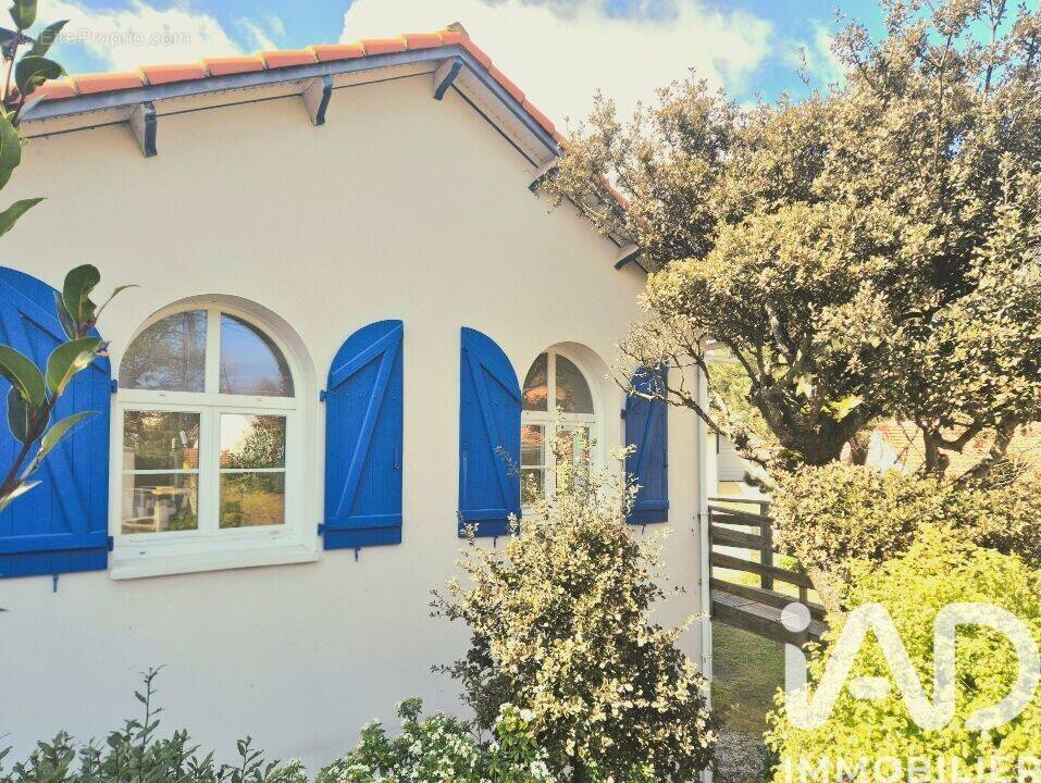 Photo 1 - Maison à SAINT-MICHEL-CHEF-CHEF