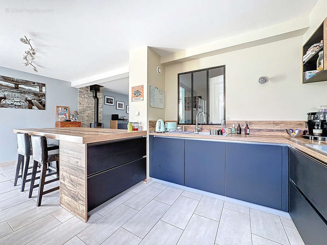 Maison à FRANQUEVILLE-SAINT-PIERRE