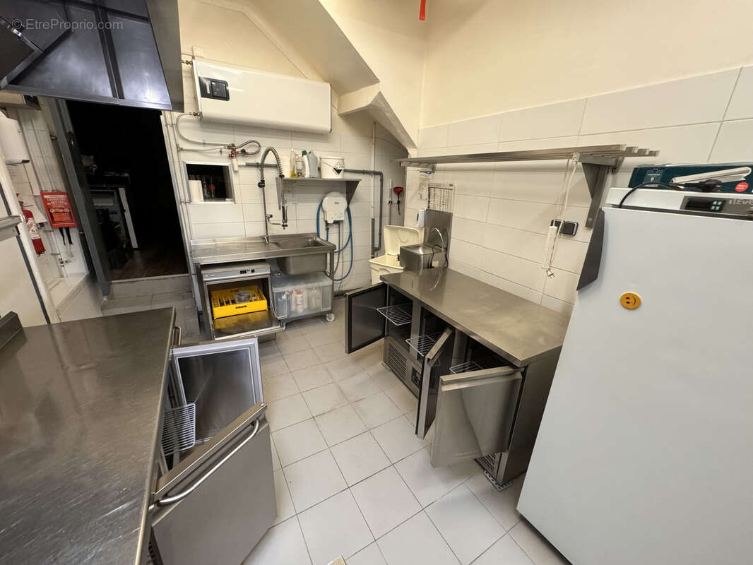 Commerce à SAINT-RAPHAEL