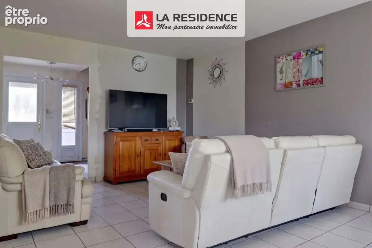 Maison 5 pièces 95 m² à vendre à Ivry-La-Bataille (27540) - photo 3