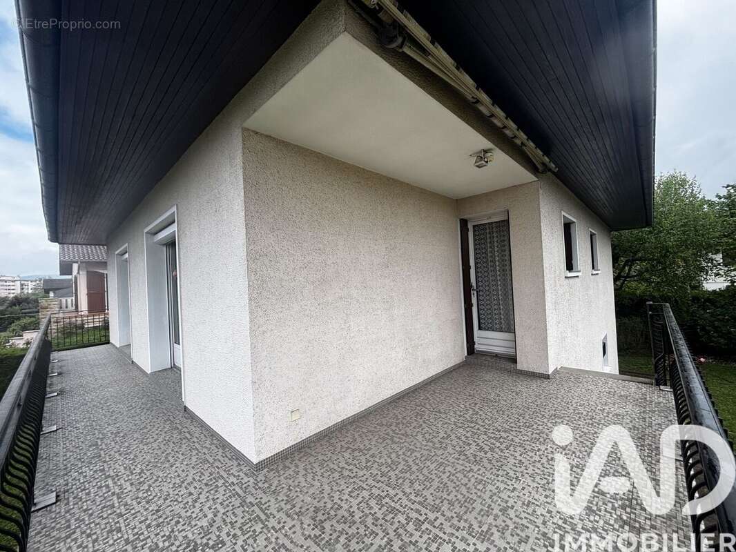 Photo 2 - Maison à LA RAVOIRE