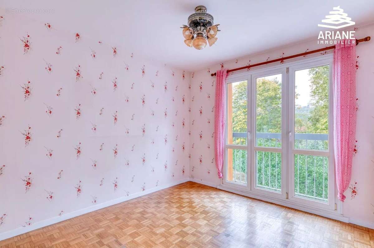 Appartement à LYON-9E
