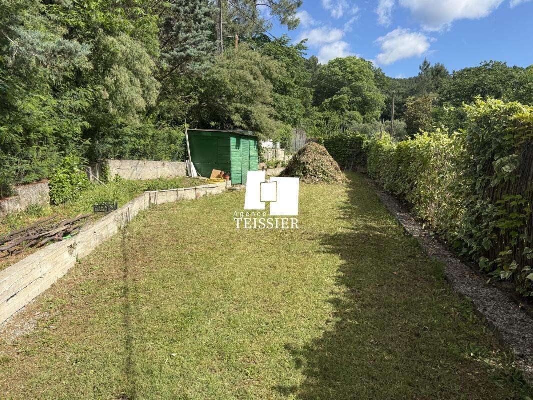 Maison à LES SALELLES