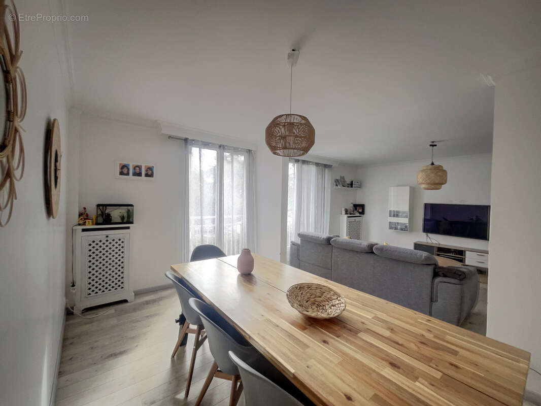 Appartement à SAINT-BRICE-SOUS-FORET