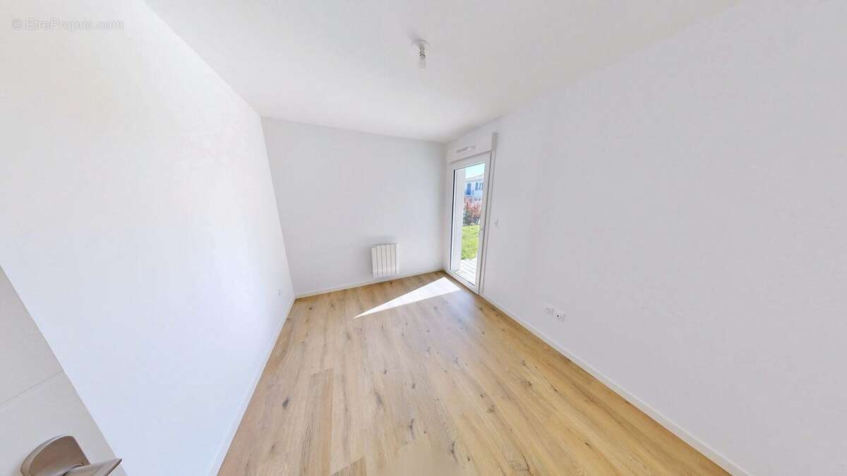 Appartement à FOURAS