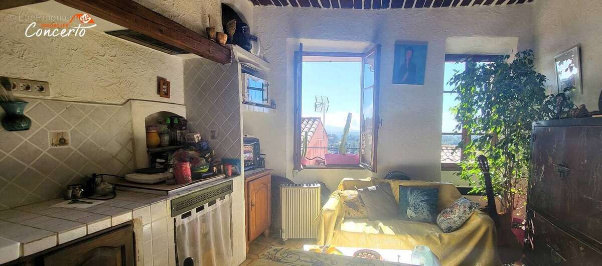 Appartement à CALLAS