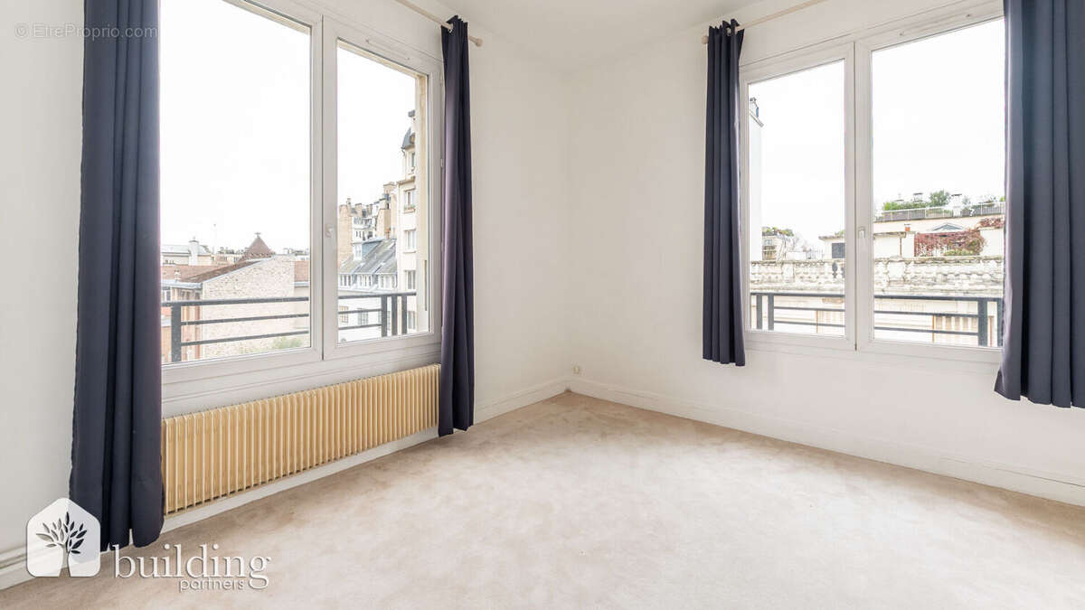 Appartement à NEUILLY-SUR-SEINE