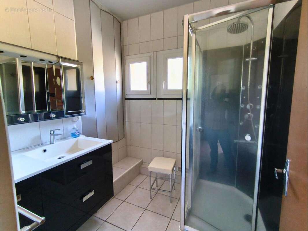 Maison 115 m² à Aydat  - photo 8