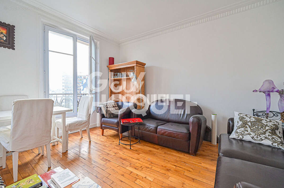 Appartement à PARIS-12E