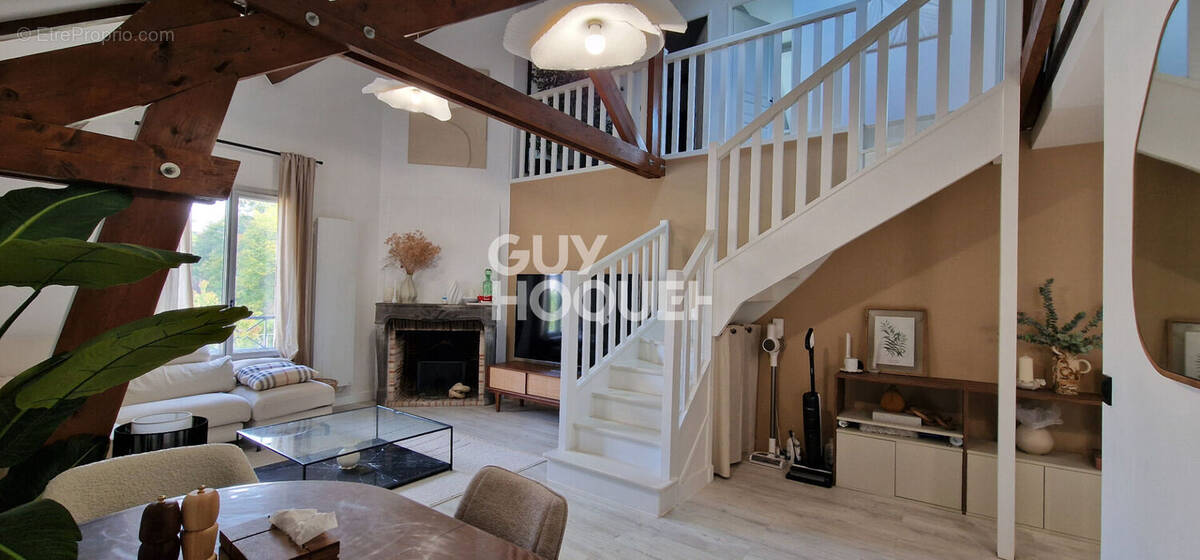 Appartement à SOISY-SUR-SEINE