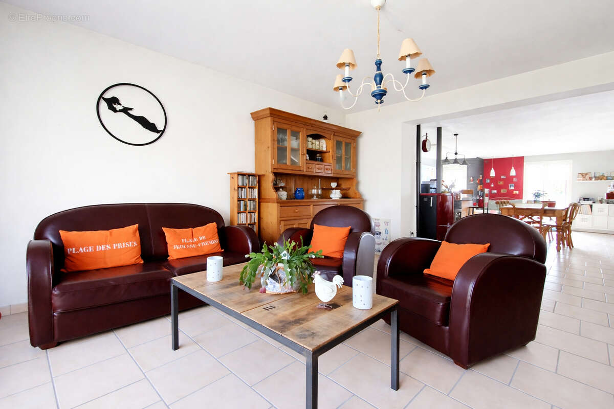 Dompierre sur mer maison  155 m² 5 chambres piscine jardin - photo 6