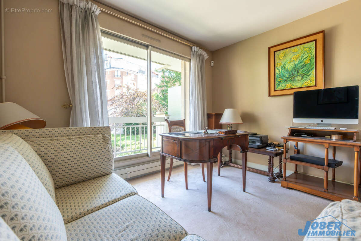 Appartement à NOGENT-SUR-MARNE