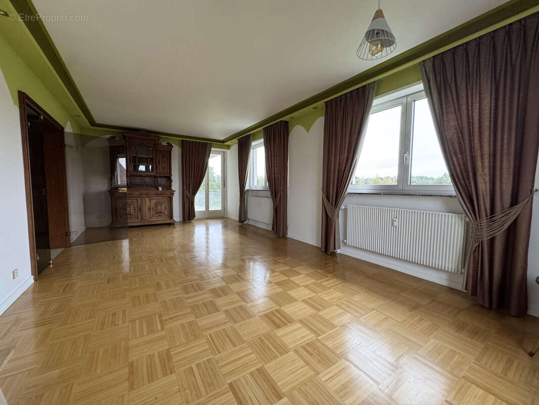 Maison à DIEMERINGEN