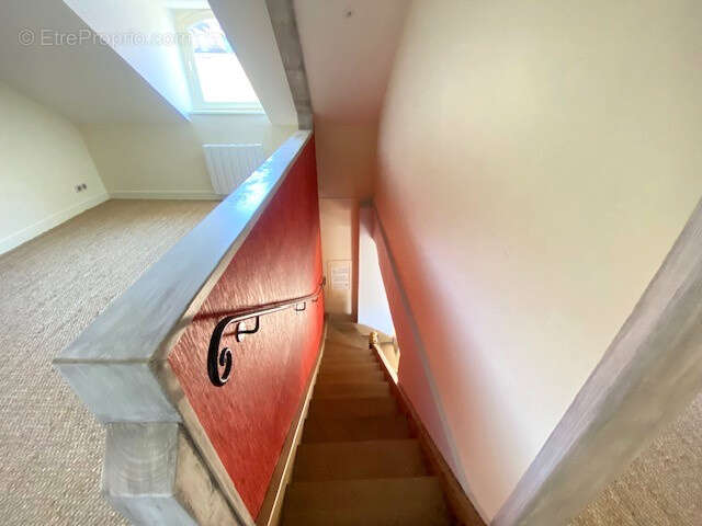 Maison de charme de 79,21 m2 habitables et de 88 m2 au sol avec cheminee, dependance/serre de 12m2 et jardin - photo 16