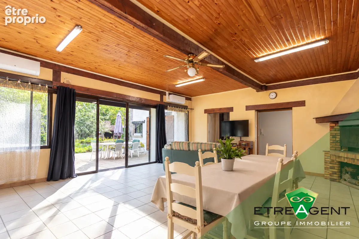 Maison de PLAIN-PIED LE VAL DORÉ - 208 m² - 5 chambres - photo 6