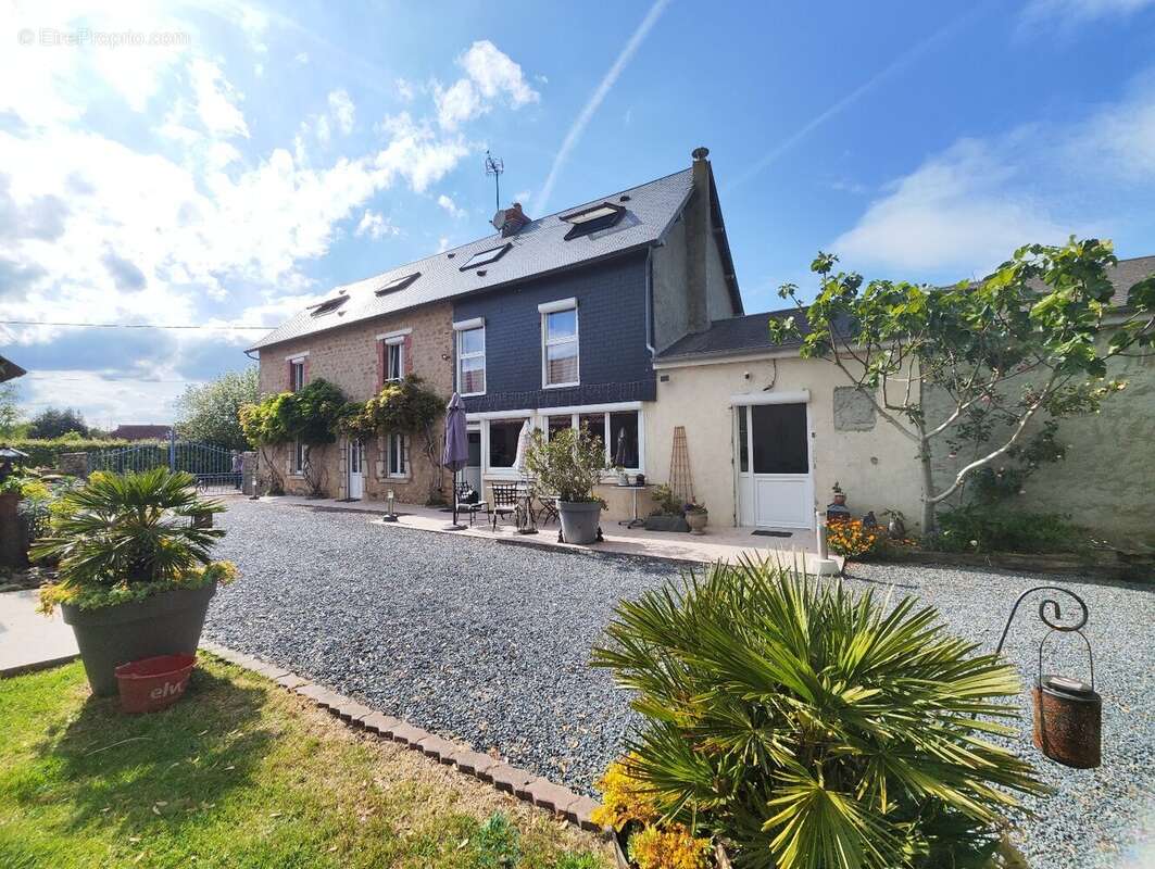 Maison à CARENTAN