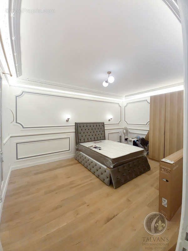 Appartement à PARIS-9E