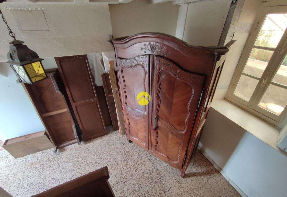 Maison à VAILLY-SUR-SAULDRE