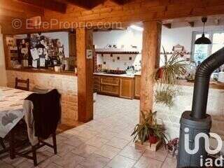 Photo 2 - Maison à LA BROUSSE