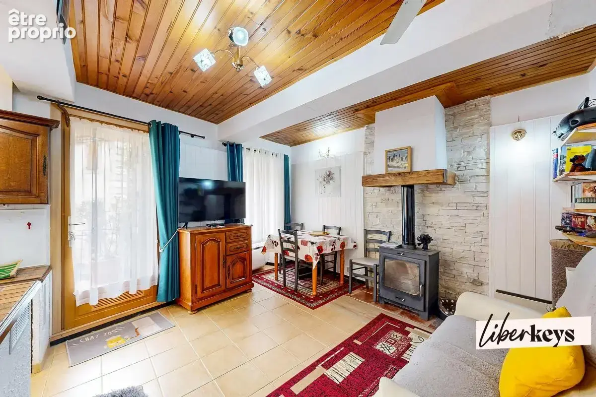 QUINTILLAN : Maison de village atypique avec terrasse privative de 12 m² - photo 5