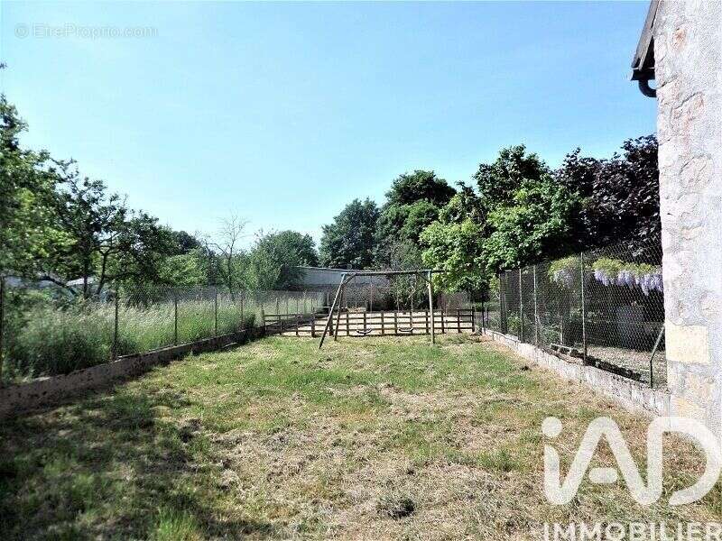 Photo 7 - Maison à VILLENEUVE-SUR-YONNE