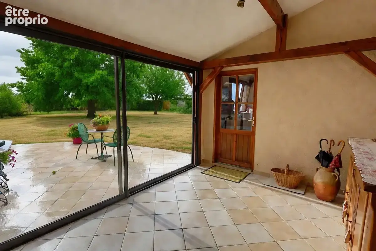 Belle Maison de 144m2 et sa dépendance - photo 3