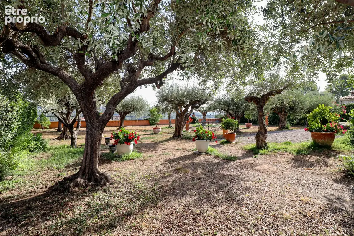 Exclusivite villa traditionnelle tout de plain pied 142m2 avec piscine et vue panoramique - photo 32