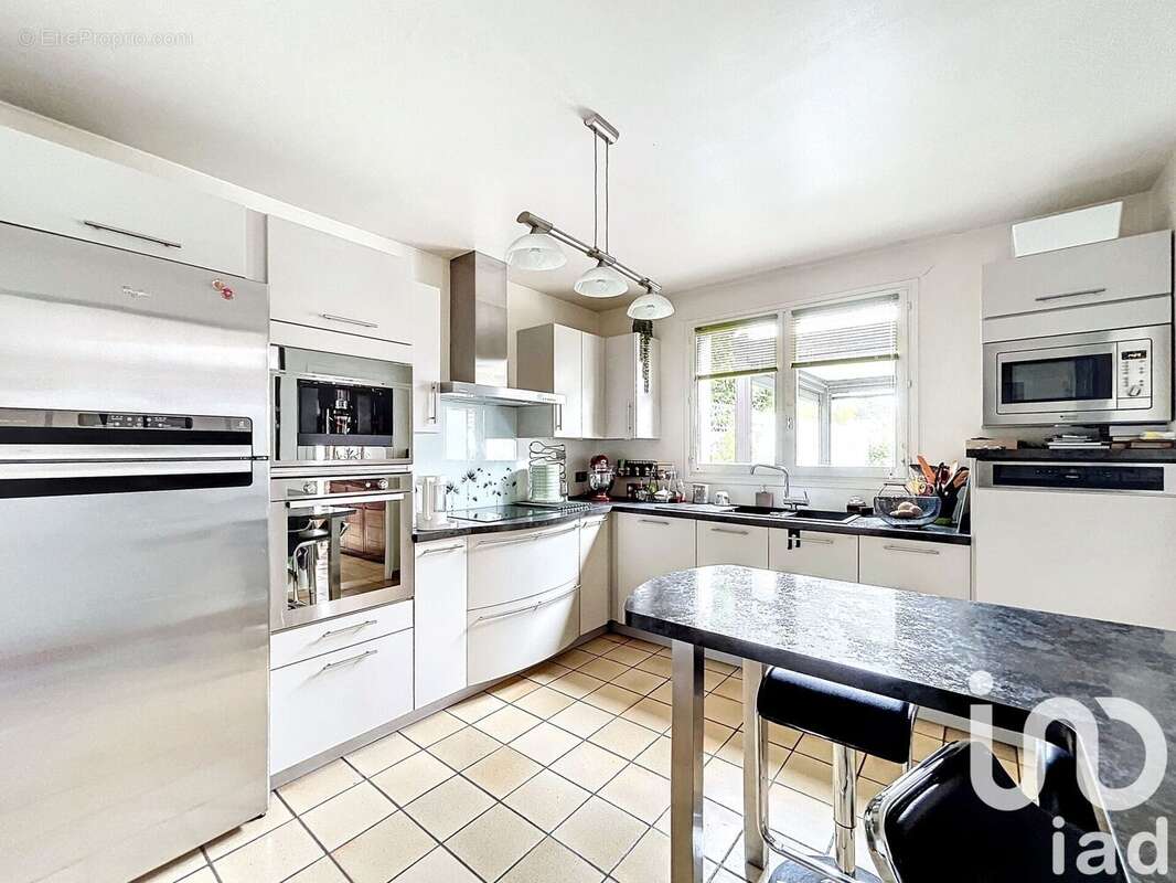 Photo 4 - Maison à PONTAULT-COMBAULT