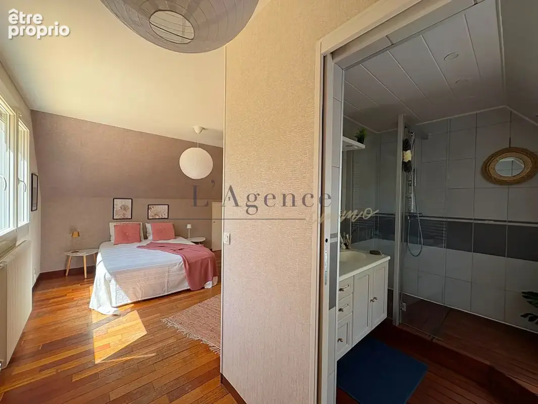 Maison Parc des Aigles  150m² - photo 14