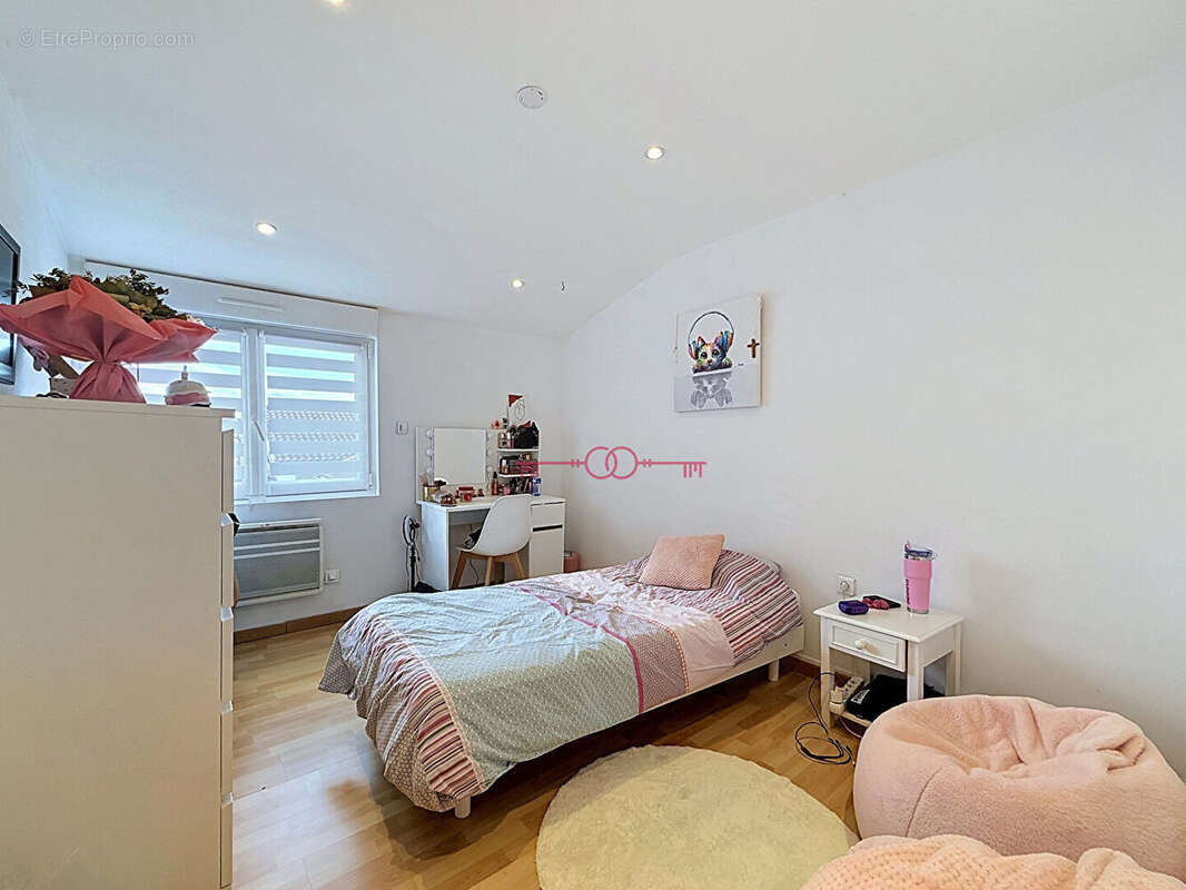 Maison de ville 6 pièces 160 m² SAINTE-MENEHOULD - photo 10
