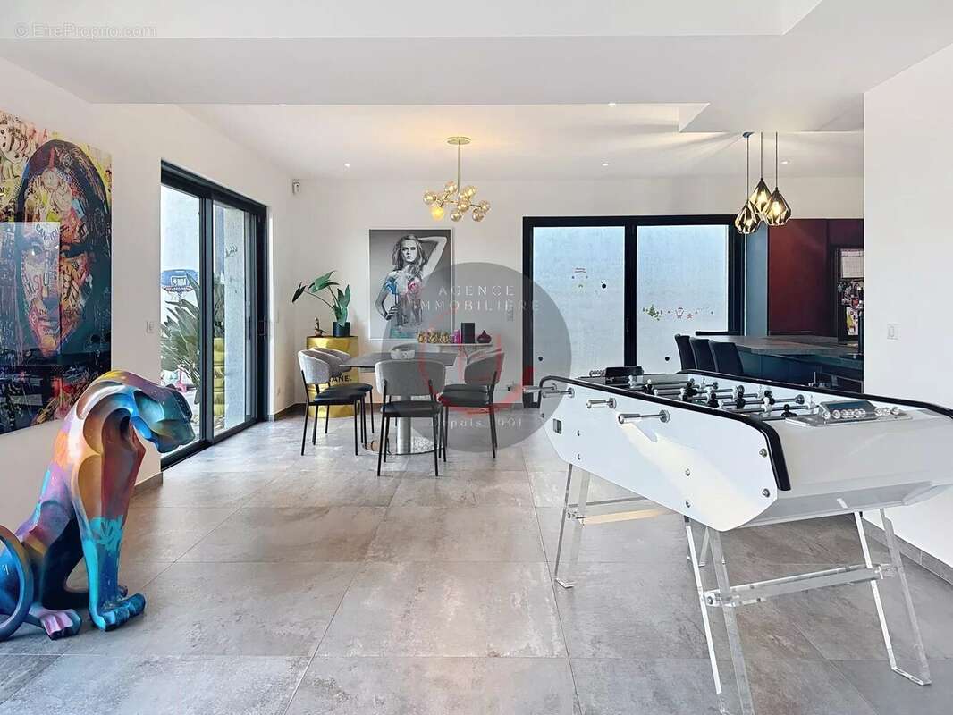 Maison à LES ADRETS-DE-L&#039;ESTEREL