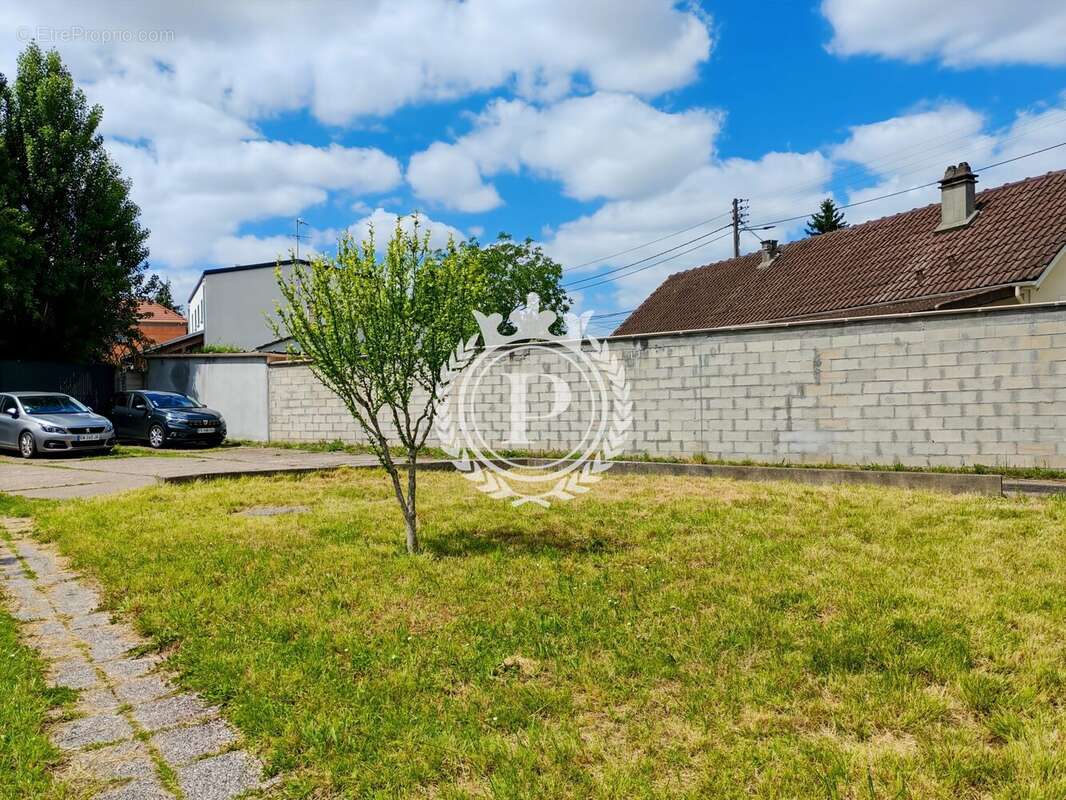 Appartement 40 m² à Montfermeil  - photo 9