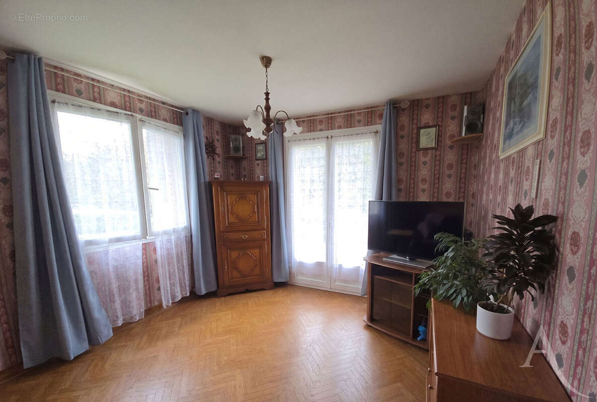 Maison à EVRECY