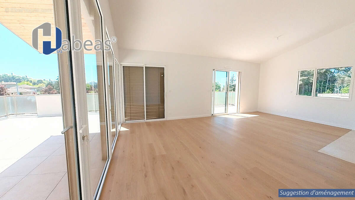 Appartement à SAINTE-FOY-LES-LYON