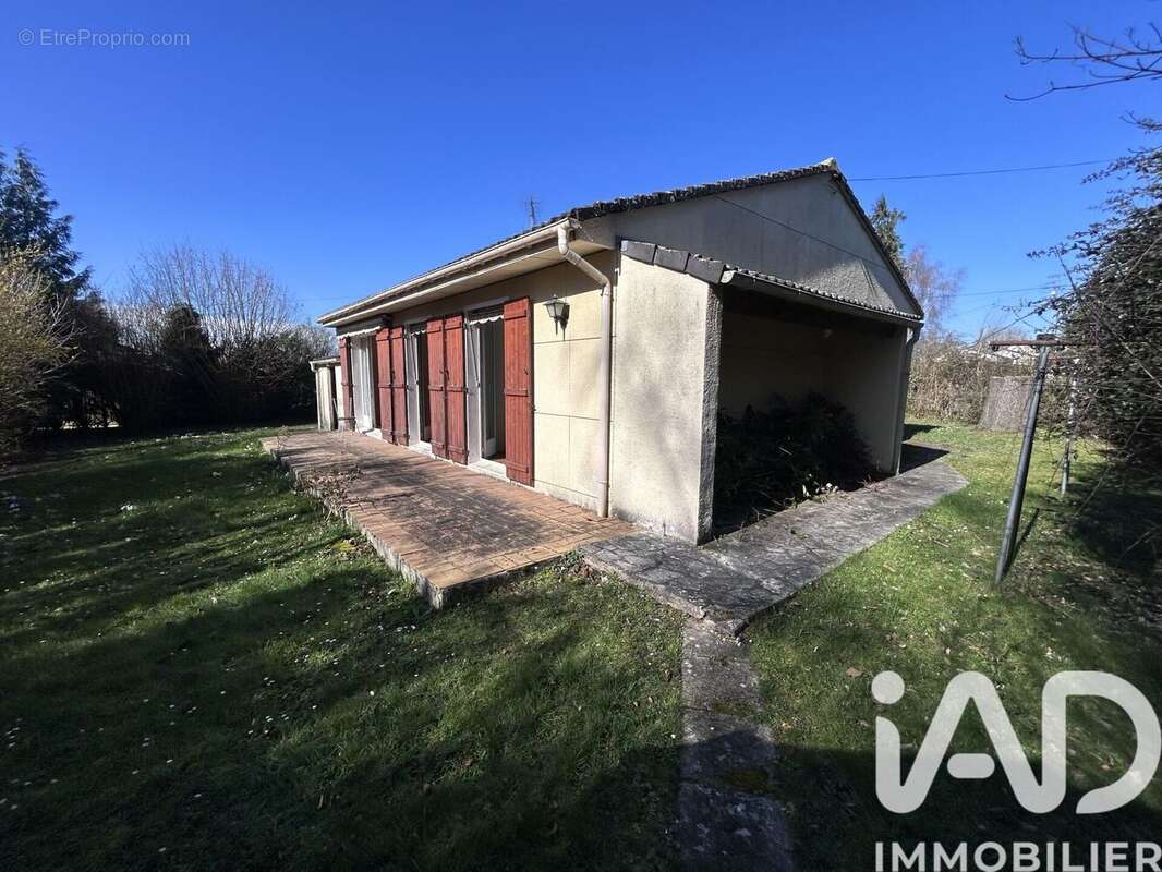 Photo 8 - Maison à BOMBON