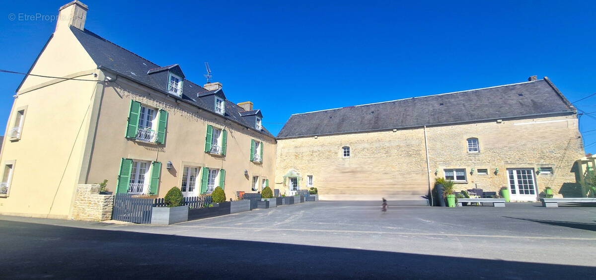 Maison à GRANDCAMP-MAISY