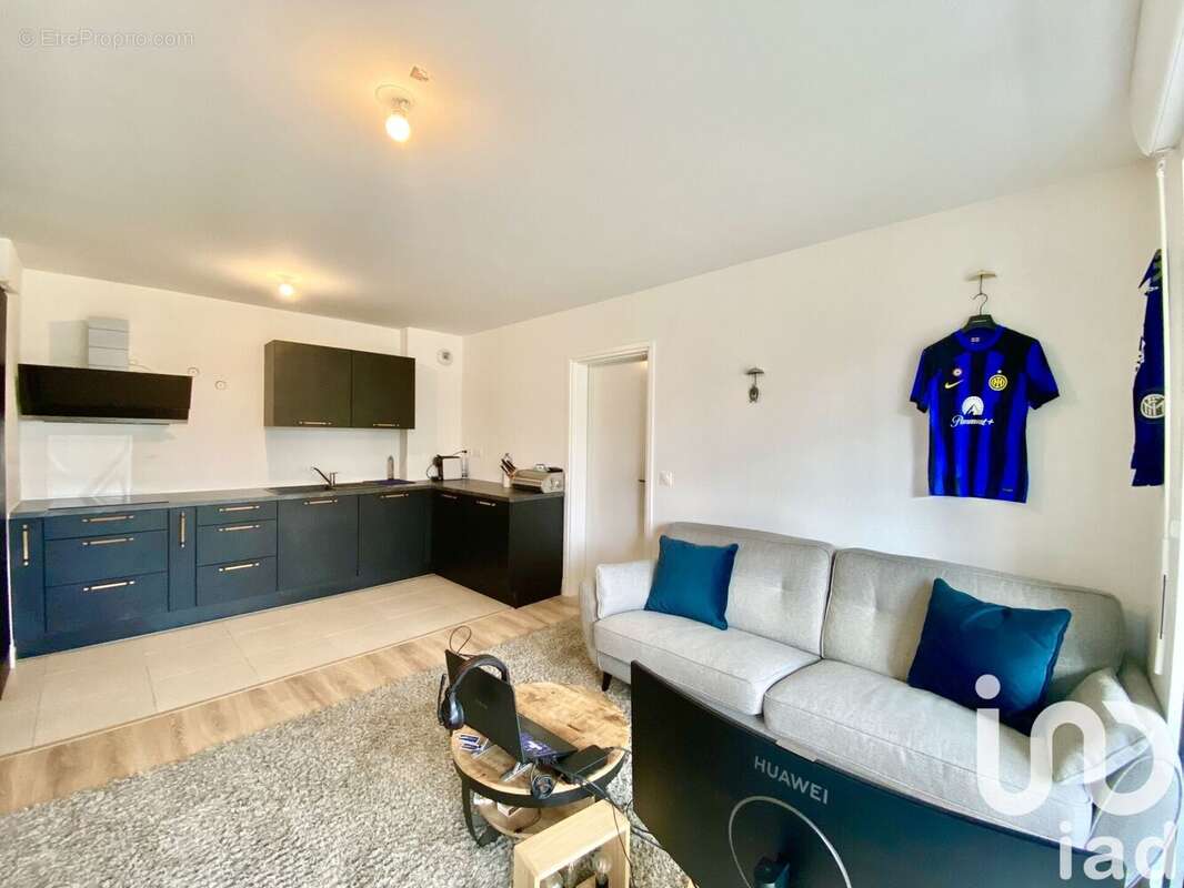 Photo 4 - Appartement à BUSSY-SAINT-GEORGES