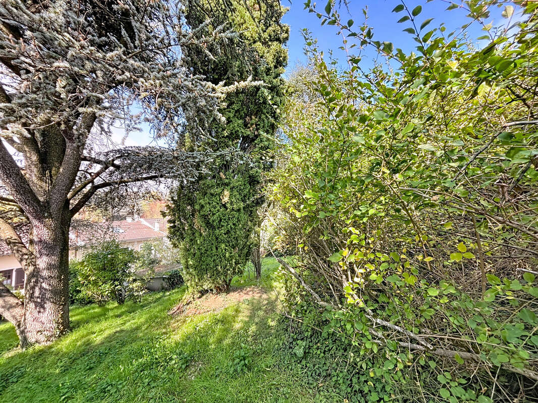 Maison à FRANCHEVILLE