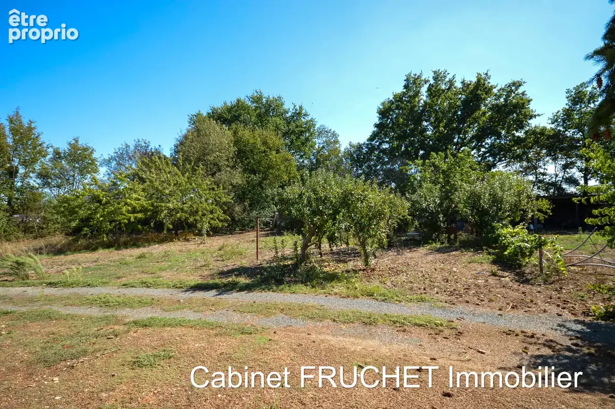 Axe CHANTONNAY - BOURNEZEAU - Grande maison de famille - photo 2