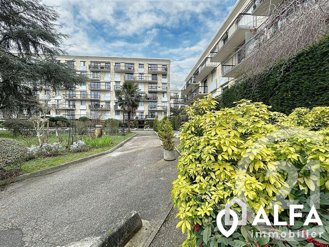 Appartement à DEUIL-LA-BARRE