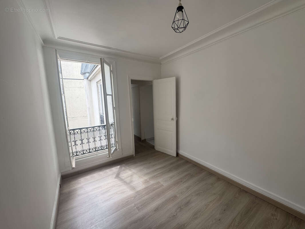 Appartement à PARIS-12E